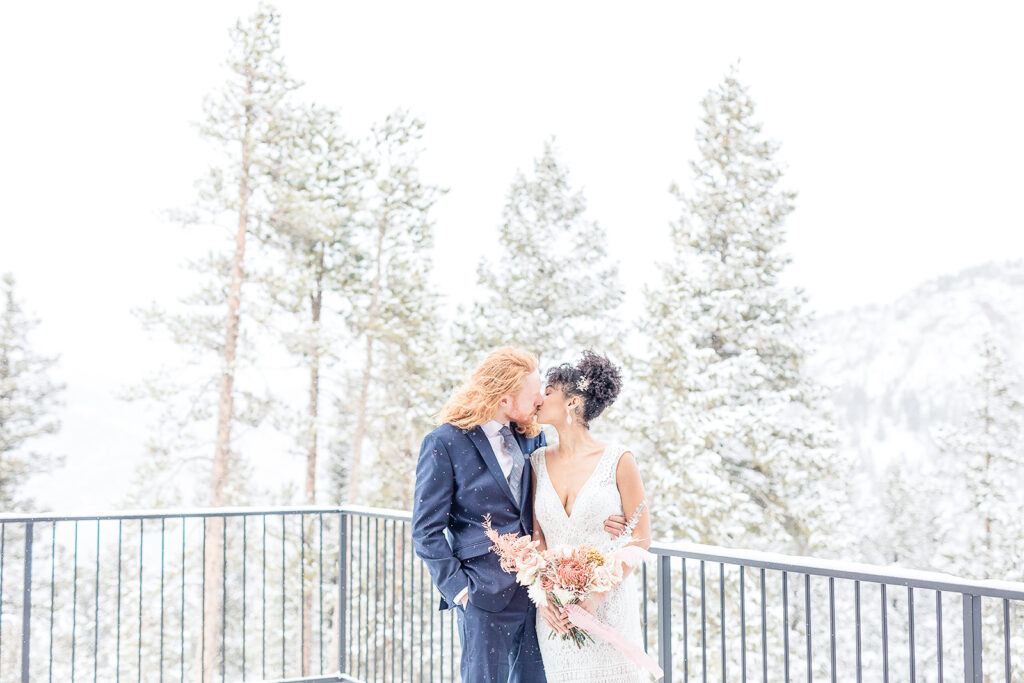Elopement at North Star Gatherings in the snow